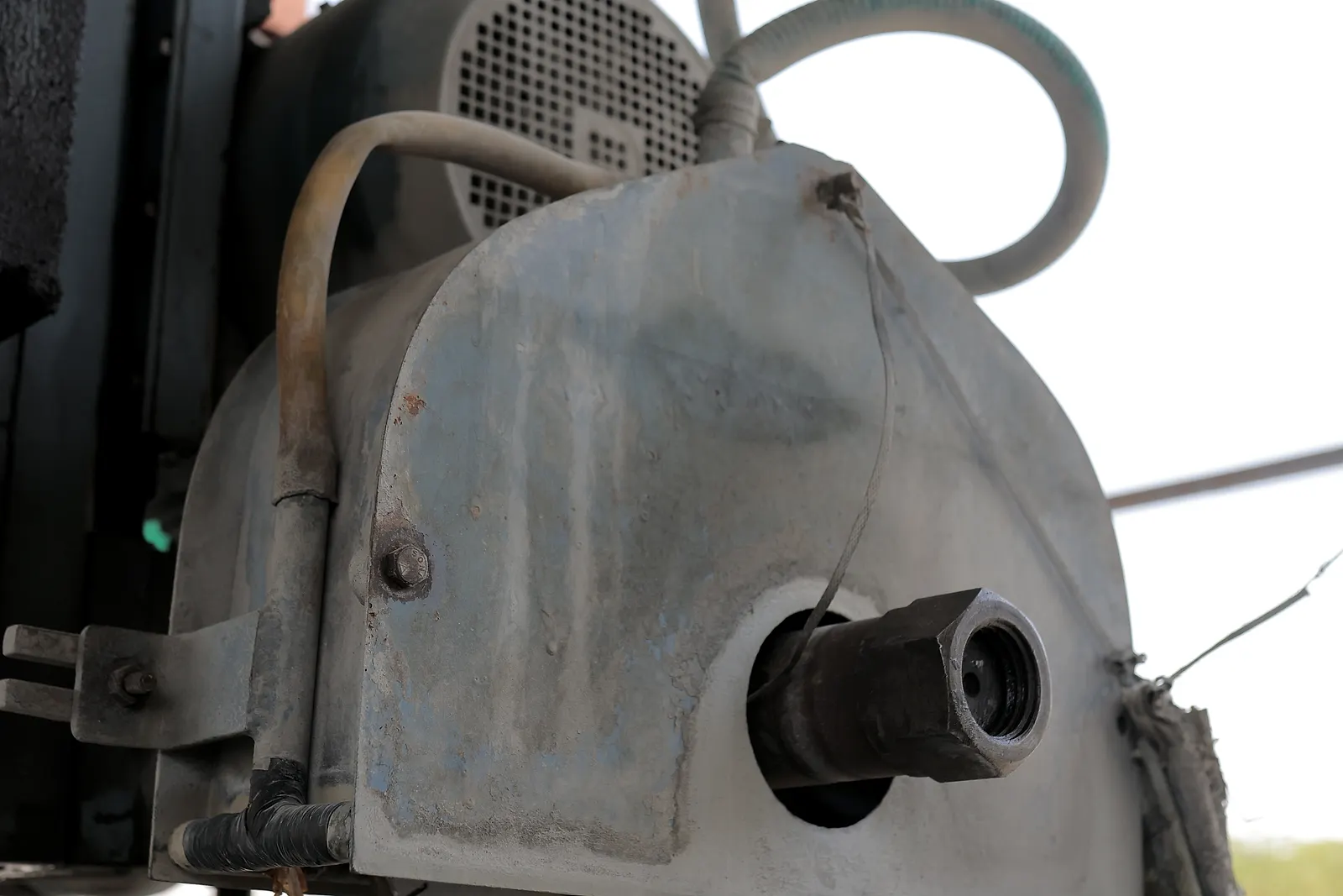 Radial arm polishing machine